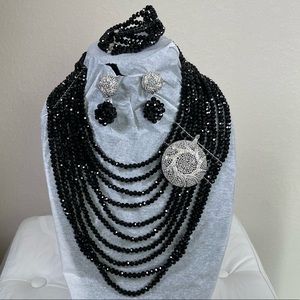 Amazing black and silver bead necklace